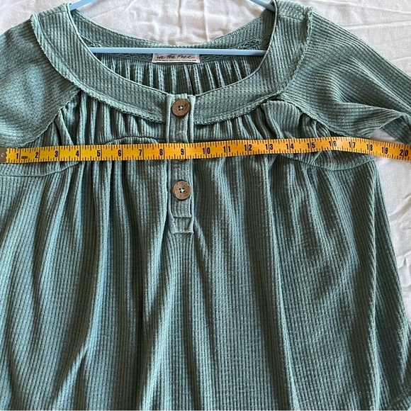 Free People We the Free Waffle Knit Henley Green Long Sleeve Size X-Small - Picture 10 of 16